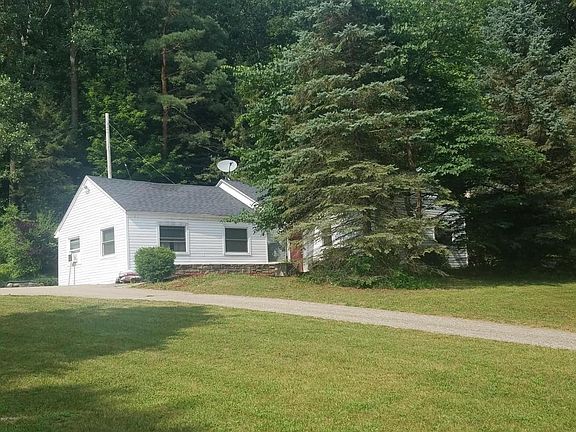 2nd image of 4770 Bluewater Hwy