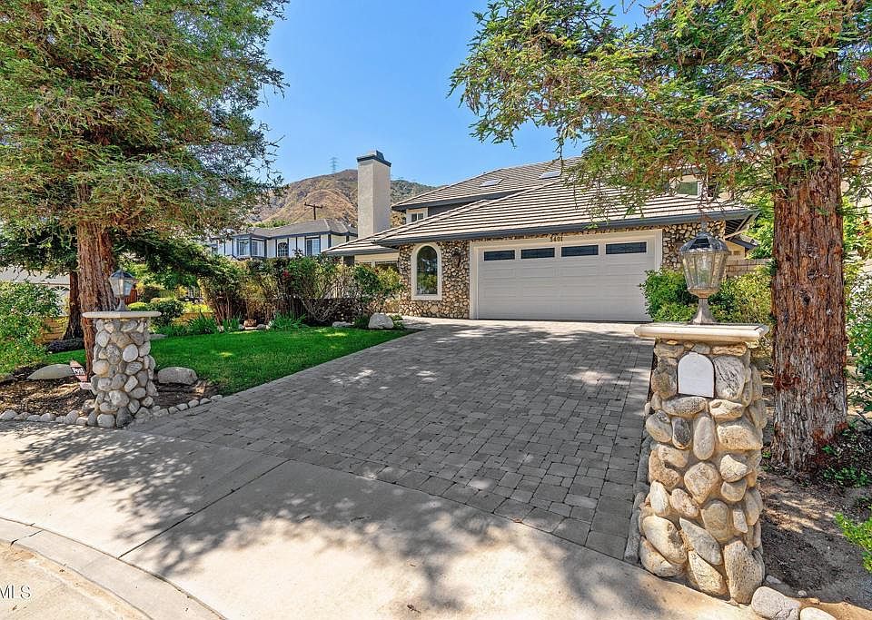 1st image of 3401 Deerlane Dr