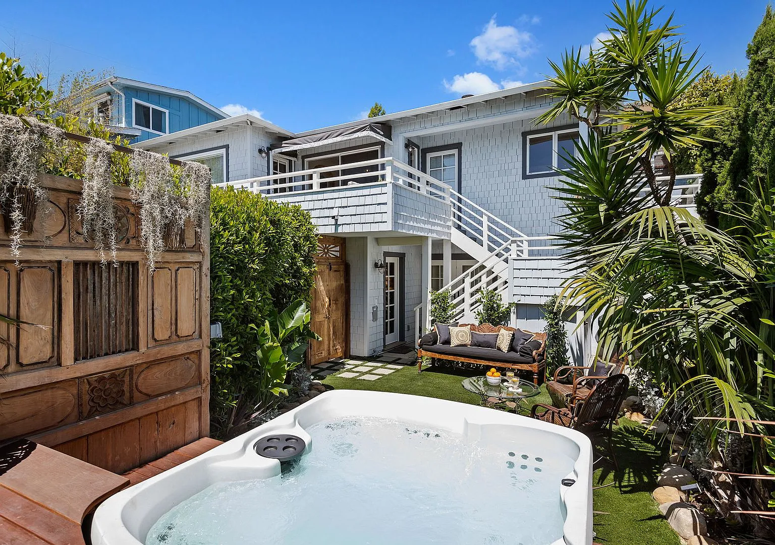 This beautiful Summerland home with ocean views is ready for YOU! — Photo 4