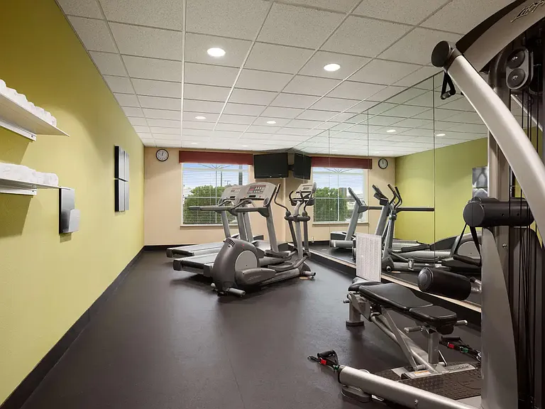 1010 SW Pkwy E #2 — Photo 3