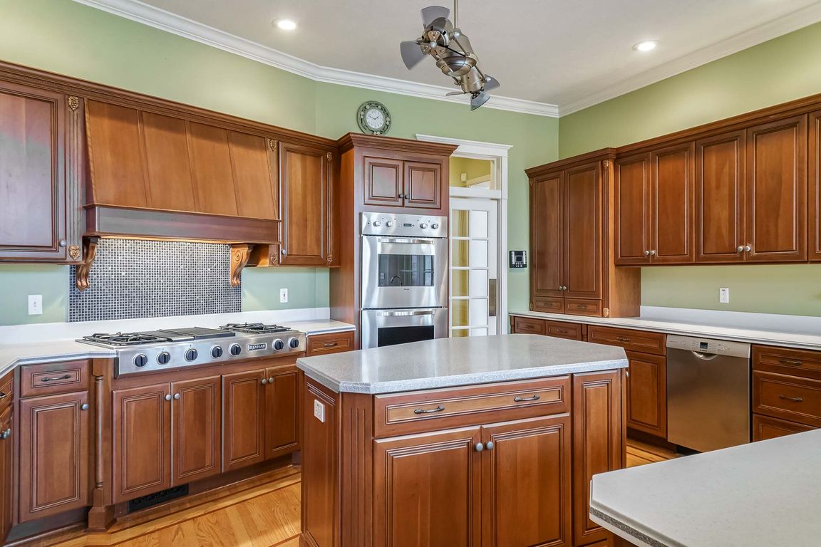 next background image