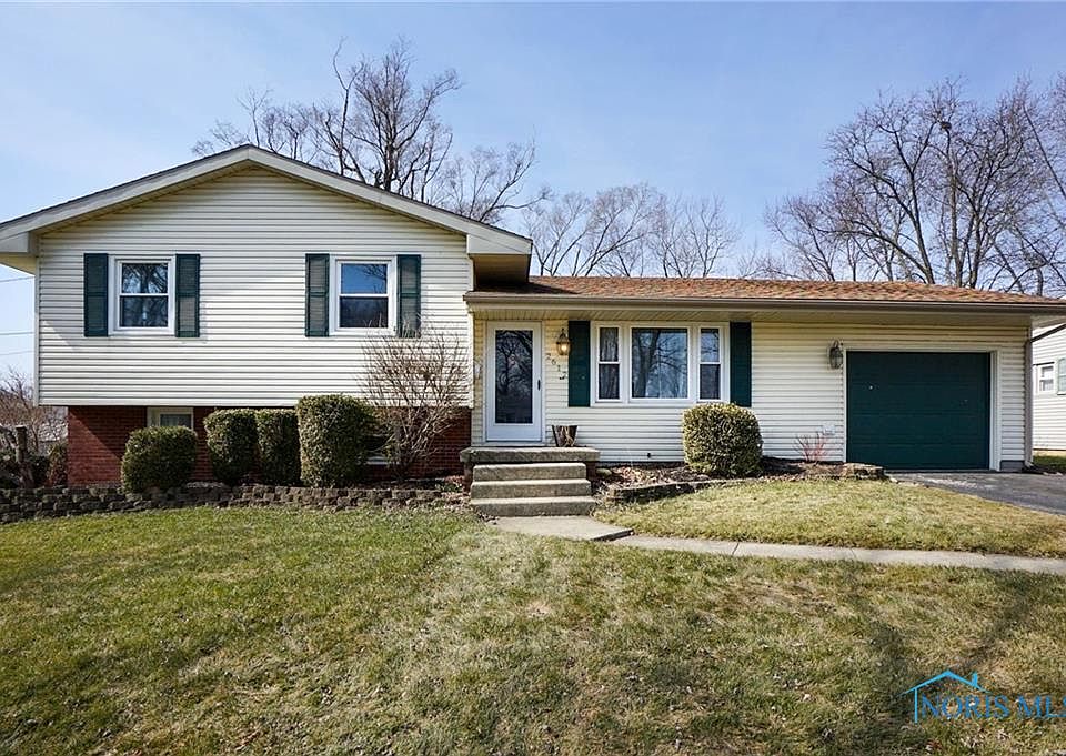1st image of 2612 Hollybrook Dr