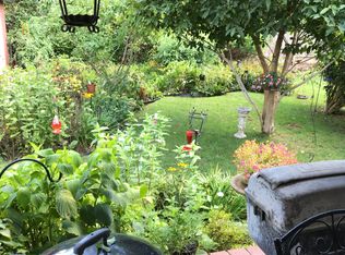 6131 Rockhill Rd, Kansas City, MO 64110