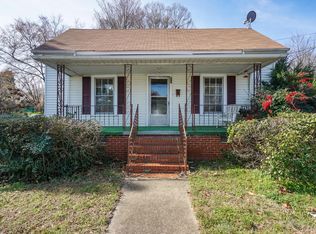 317 E Brawley Ave, Mooresville, NC 28115