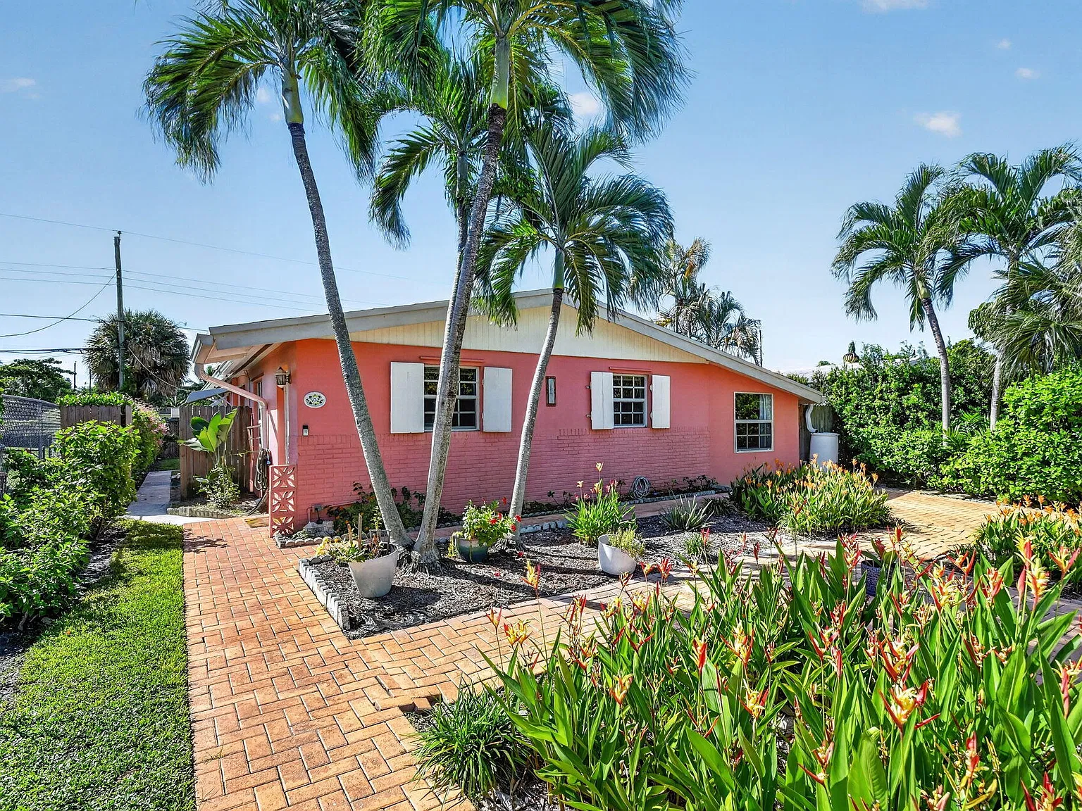 3 bed, 1.5 bath, 1450 sqft, $3,750 — Photo 4