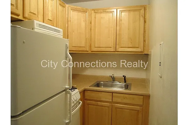 Rented by City Connections Realty | media 28