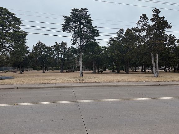 4th image of 3913 Blue Ridge Blvd