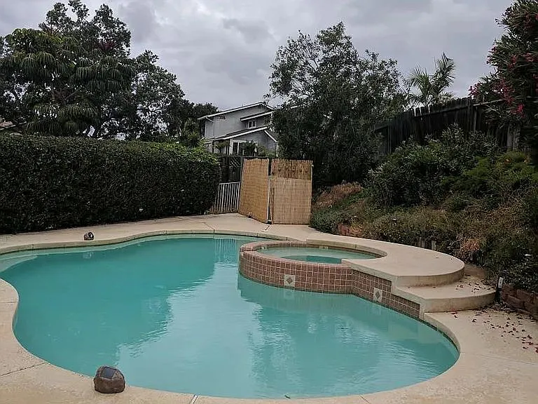 3 bed, 2.5 bath, 1722 sqft, $5,100 — Photo 3