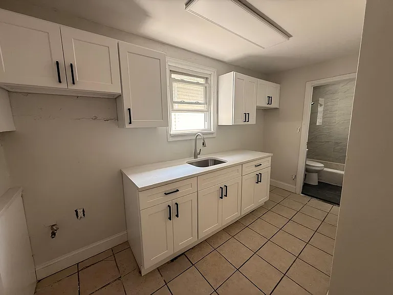 189 S Jefferson St #2 — Photo 4