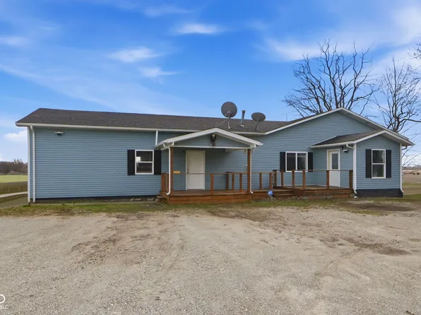 3650 S State Road 9, Wolcottville, IN 46795