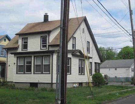 2nd image of 269 Bridgeport Ave