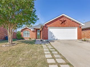 2044 Falls Creek Dr, Little Elm, TX 75068