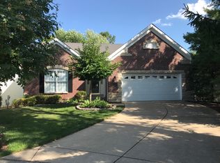 20 Bayswater Rd, Saint Louis, MO 63128