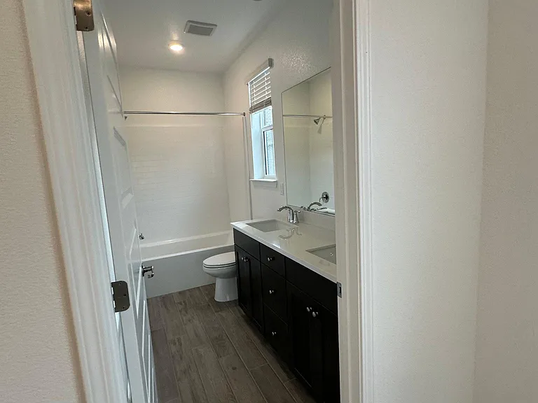 1667 Pena Ln — Photo 23