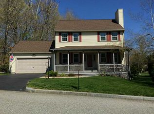 2 Deerfield Ct, Lincoln, RI 02865