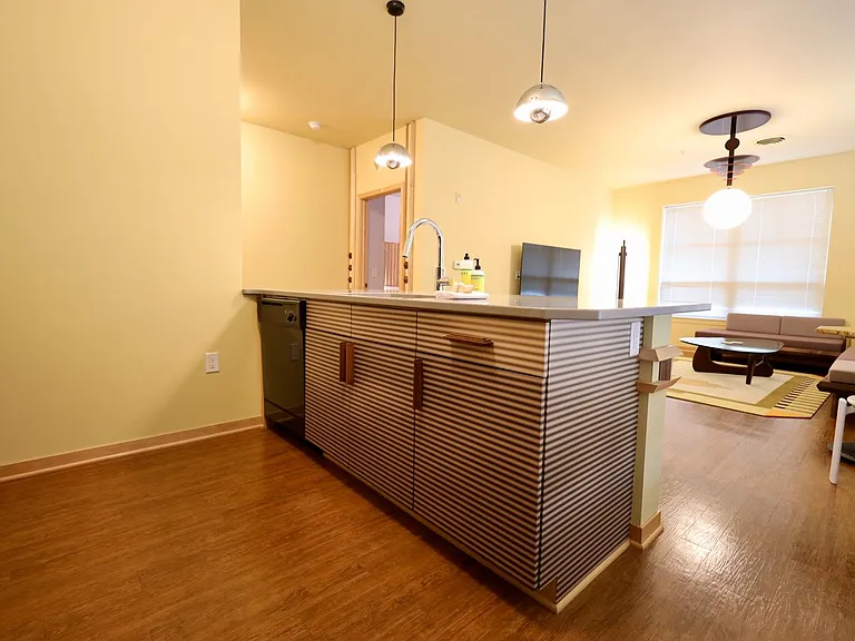 525 E Main St — Photo 59