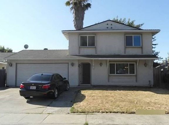 2nd image of 8172 Lauralyn Way