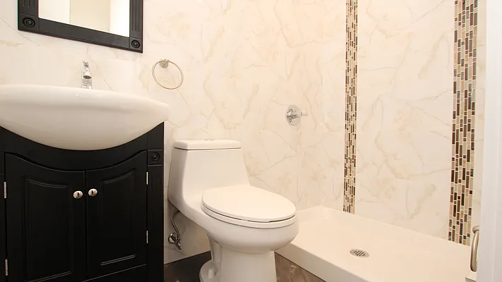 Rented by Nooklyn NYC LLC | media 32