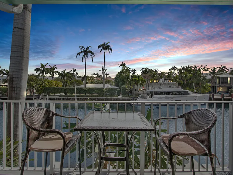 180 Isle Of Venice Dr #222 — Photo 15