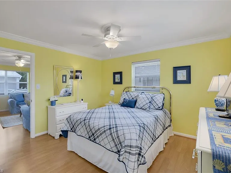 780 10th Ave S #22 — Photo 15