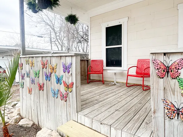 320 E Dewey Pl APT 9, San Antonio, TX 78212