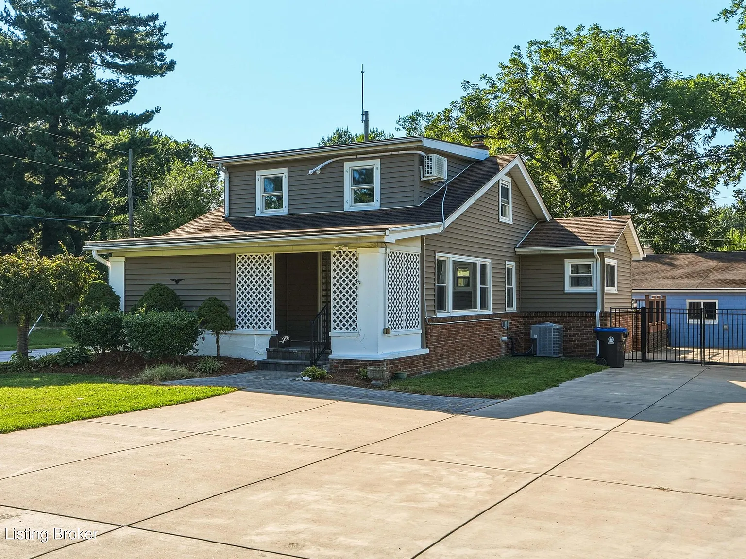 3 bed, 2.5 bath, 1962 sqft, $2,750 — Photo 2