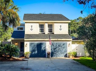 302 Atlantic Dr, Saint Simons Island, GA 31522