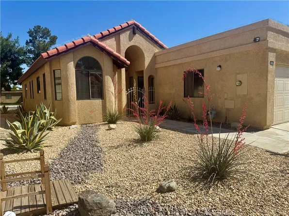 19126 Frances St, Apple Valley, CA 92308