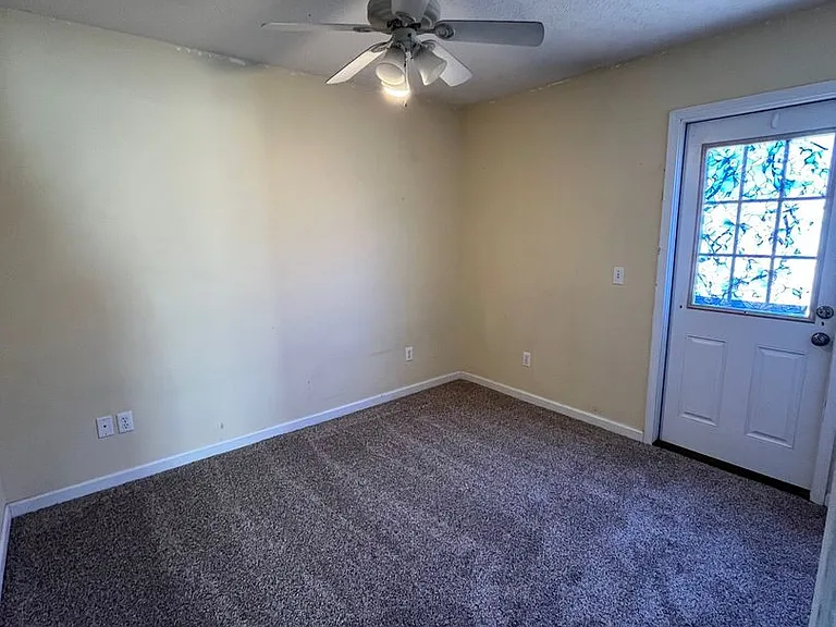 220 Seahorse Way — Photo 9