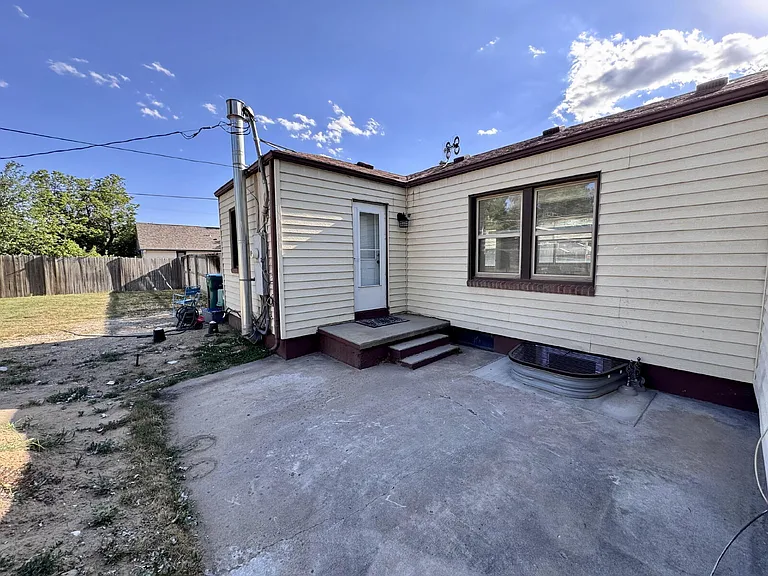 4886 S Logan St #A — Photo 12