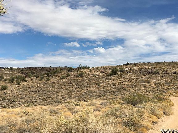 5th image of 000 E CHUCKWAGON Lane