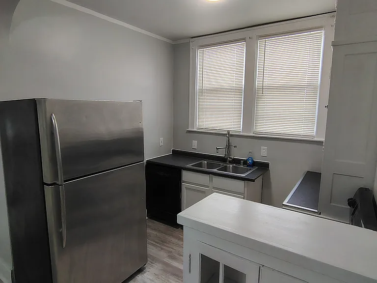 1843 Roanoke Ave #3 — Photo 6