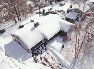 94 Vermont St, Holyoke, MA 01040