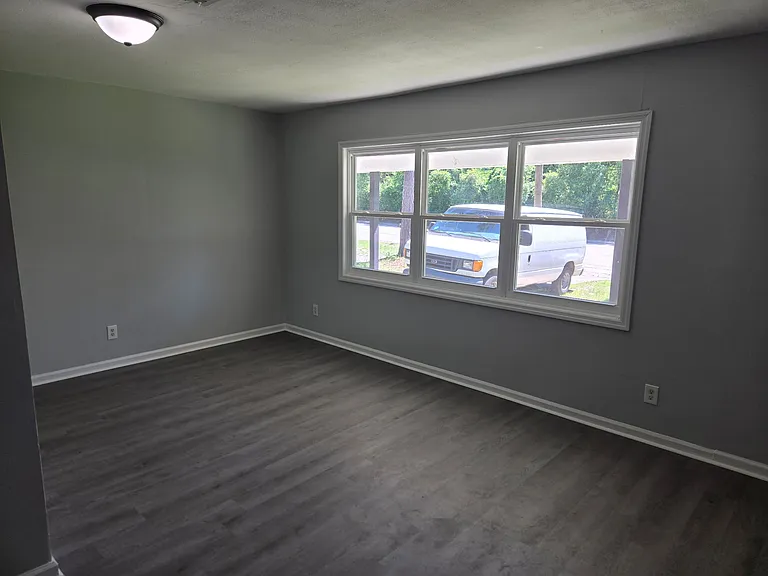 1408 Jackson Rd — Photo 5