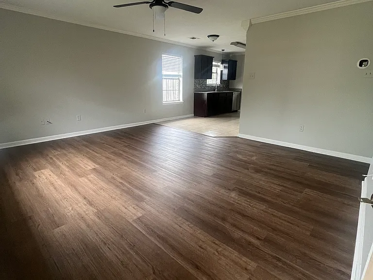 3420 Antietam Dr — Photo 2