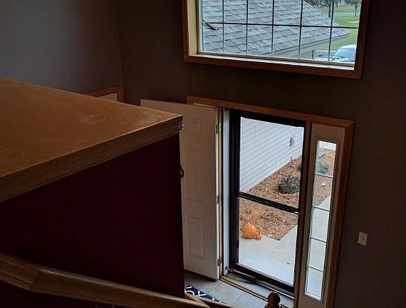 5th image of 7967 Highland Dr