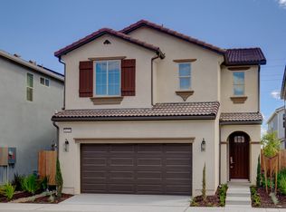 1429 E Via Viola Way, Fresno, CA