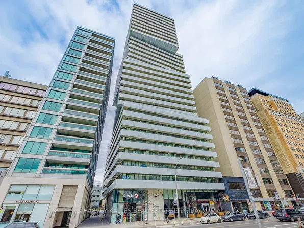 200 Bloor St W, Toronto, ON