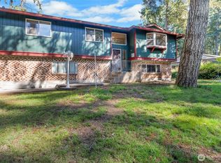 25225 70th Ave E, Graham, WA 98338