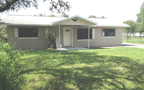 1st image of 111 Plumosa St