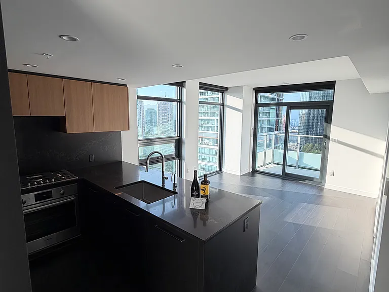 6608 Sussex Ave #1704 — Photo 6