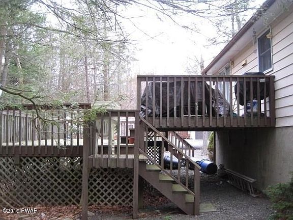5th image of 226 Viceroy Cir