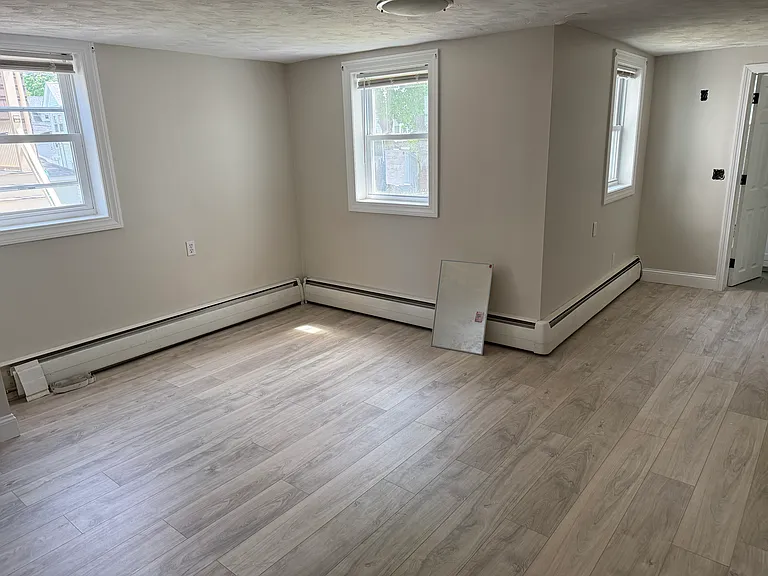 35 Greenleaf St #1 — Photo 3