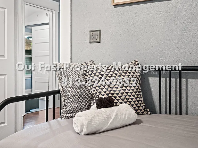 3014 N Morgan St — Photo 49