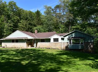 11257 Taylor Wells Rd, Chardon, OH 44024