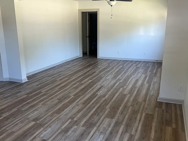 2558 Cecilia Sr High School Hwy — Photo 2