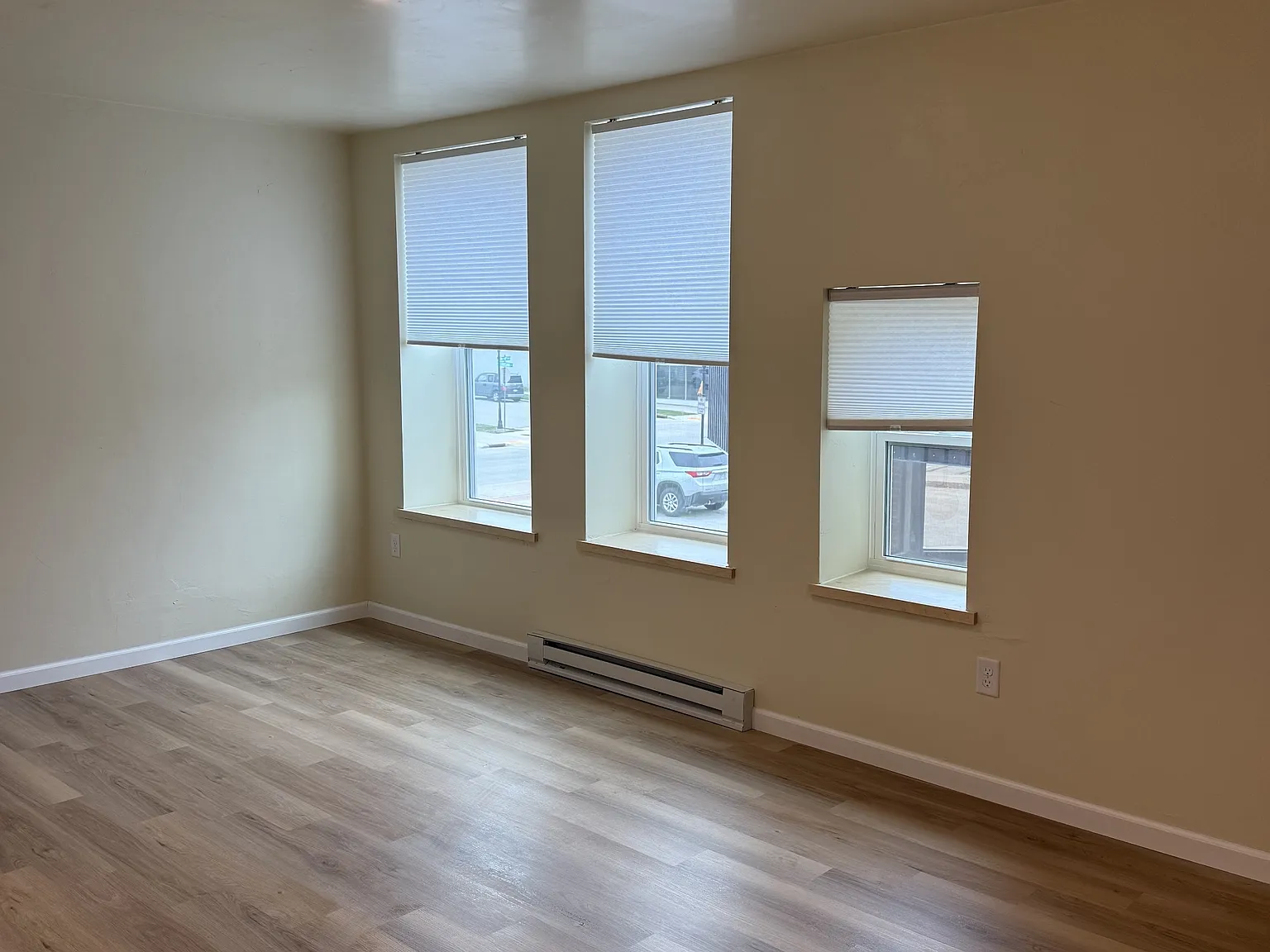 135 North 4th Avenue - 5 — Photo 4
