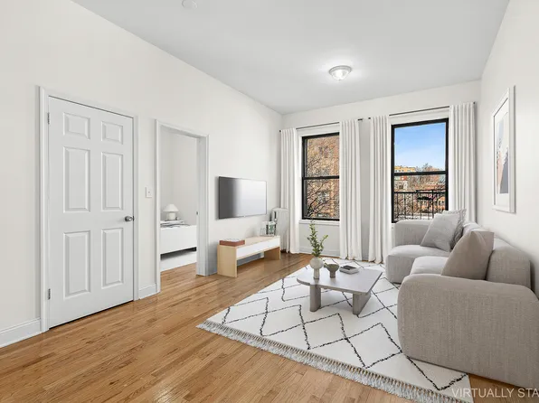 256 Gates Avenue image 1 of 8