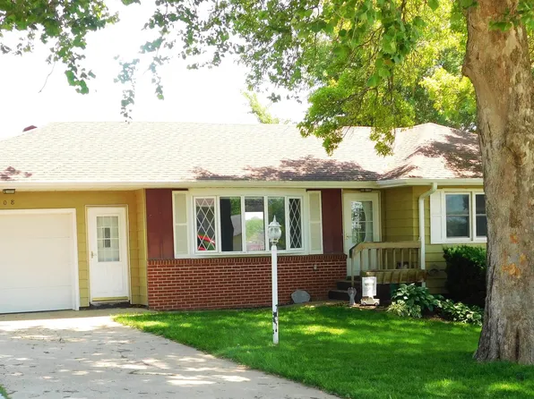 108 S 26th St, Denison, IA 51442