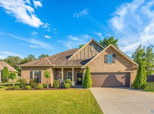 18316 Red Tail St, Athens, AL 35613